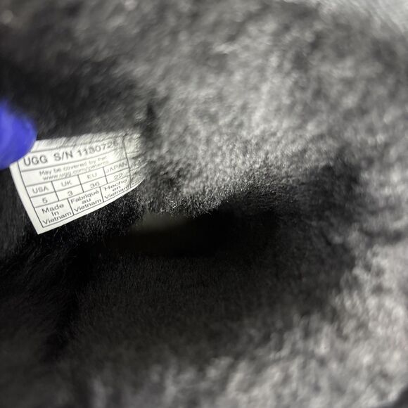 Womens UGG Boots Black Sunburst Short Suede Wool Sz 5 (fits 6) #1130726 $180 - Picture 14 of 16